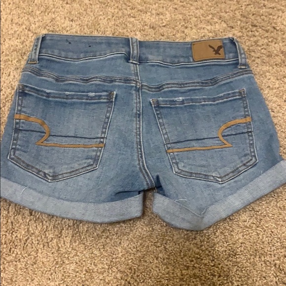 American Eagle size 2 Jean shorts - Picture 2 of 5